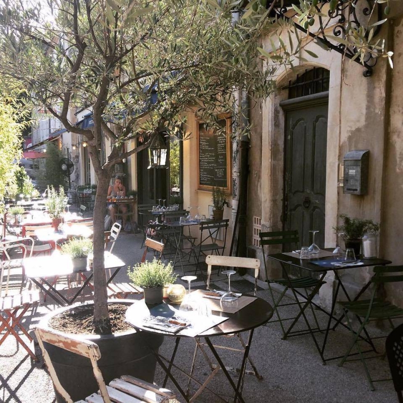 Le restaurant - Au Brin de Thym - Arles - top restaurant ARLES
